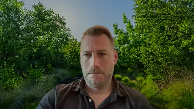  – webcam model profile photo Image 2
