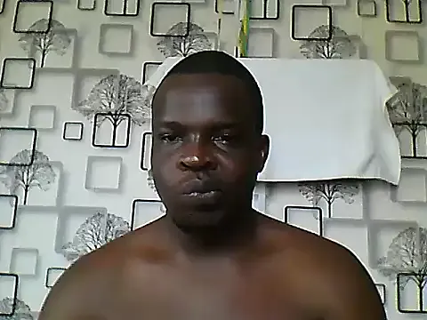 NATINATU252525 – webcam model profile photo Image 4
