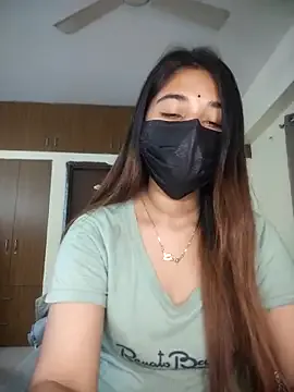 LillySaen cam model Image 16