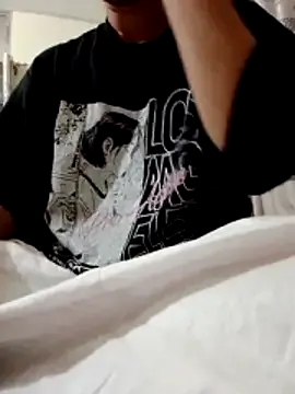 LillySaen cam model Image 9