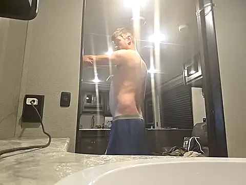 Yui-Ch – webcam model profile photo Image 19