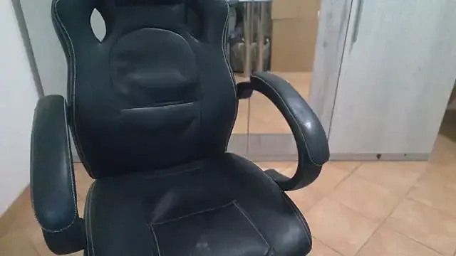 NANA_7 – webcam model profile photo Image 8