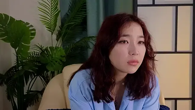 AliceRusso – webcam model profile photo Image 3