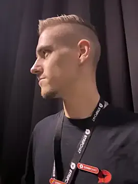 Yui-Ch – webcam model profile photo Image 19