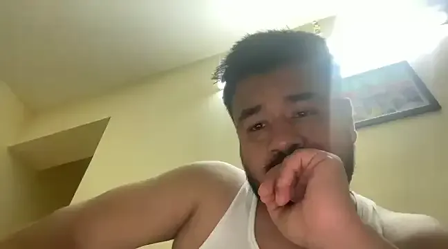 koreanboy2341 – webcam model profile photo Image 2