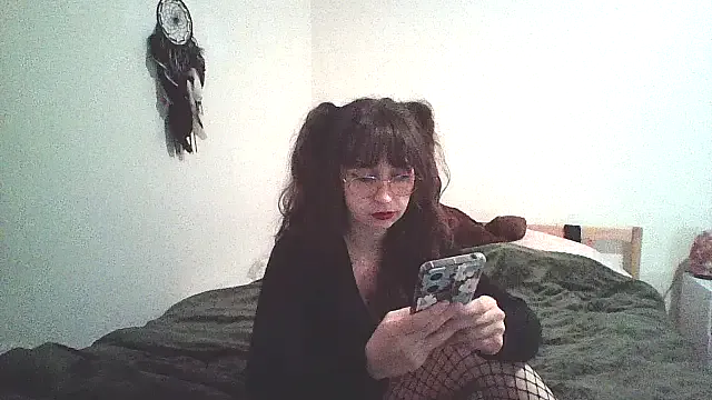 AmeliaBrilliants – webcam model profile photo Image 2