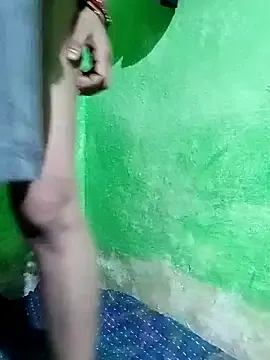 seraphine23 – webcam model profile photo Image 6