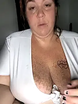 zui_lu – webcam model profile photo Image 8