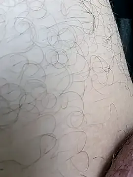 oypo – webcam model profile photo Image 14