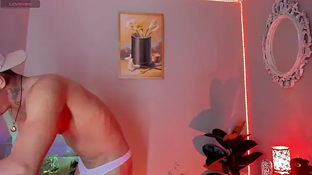 wawagi – webcam model profile photo Image 19