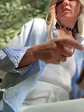 Humsafar-HDX-13 – webcam model profile photo Image 11