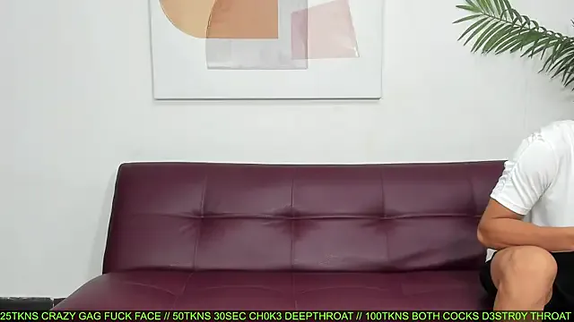 Yui-Ch – webcam model profile photo Image 10