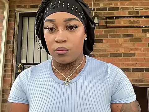 Mia--meow – webcam model profile photo Image 18