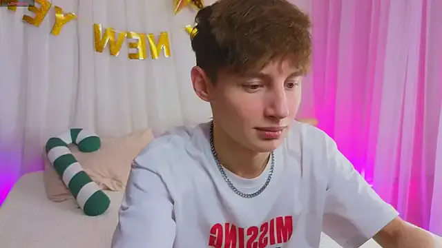 hiroada – webcam model profile photo Image 17