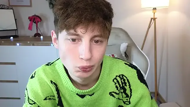 hiroada – webcam model profile photo Image 19