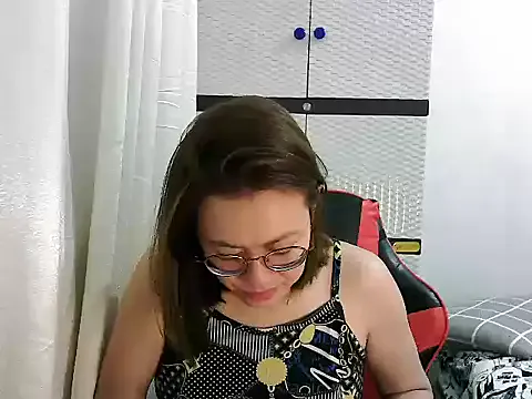 crizzybel – webcam model profile photo