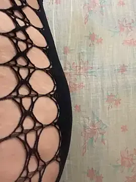 -_MiaQueen_- – webcam model profile photo Image 4