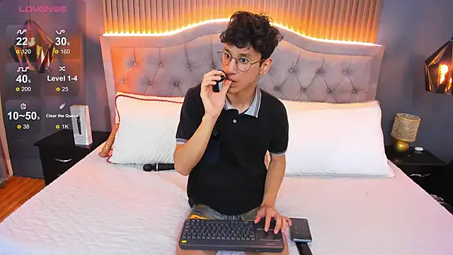 SherlynBhabhi – webcam model profile photo Image 8