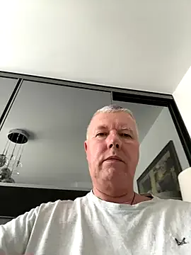 NANA_7 – webcam model profile photo Image 15