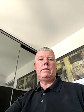 NANA_7 – webcam model profile photo Image 17