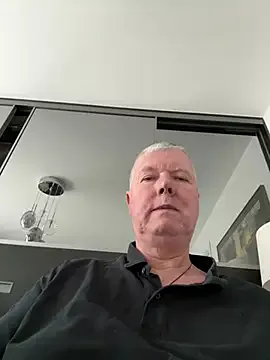 NANA_7 – webcam model profile photo Image 5