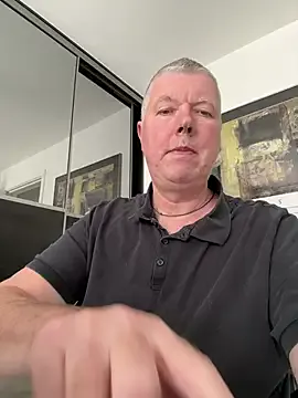 NANA_7 – webcam model profile photo Image 6