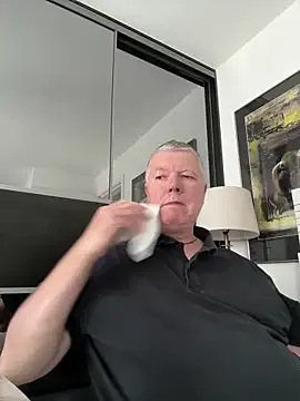 NANA_7 – webcam model profile photo Image 8