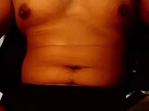  – webcam model profile photo Image 8