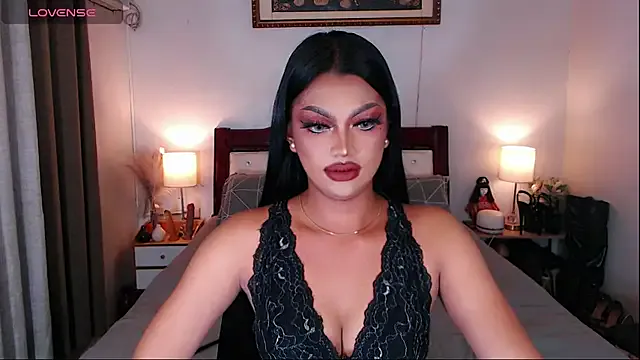 CumUniverseTS – webcam model profile photo