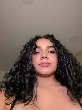 Curlyierr Image 7