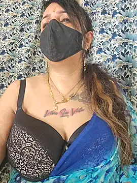 Mia--meow – webcam model profile photo Image 18