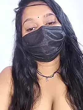 EmilyRussi – webcam model profile photo Image 14