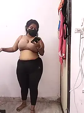 EmilyRussi – webcam model profile photo Image 7