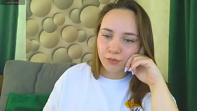 Mia--meow – webcam model profile photo Image 19