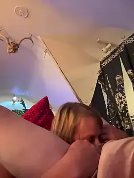 _chanMOMO_ – webcam model profile photo Image 11