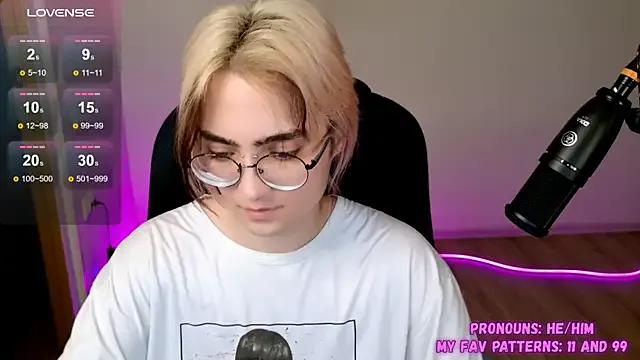 Nonchan_ – webcam model profile photo Image 9