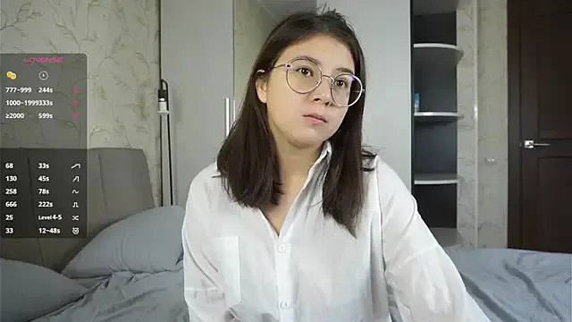 Humsafar-HDX-13 – webcam model profile photo Image 10