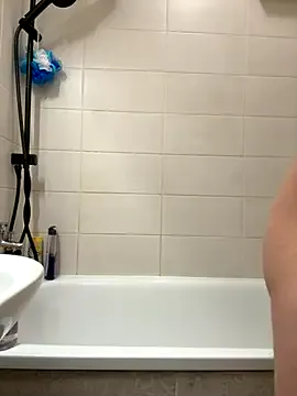 Mia--meow – webcam model profile photo Image 17