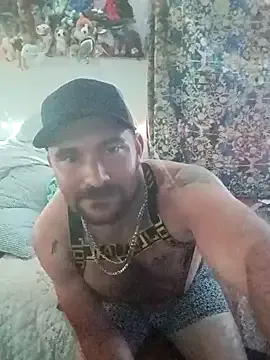 LongDongSilver300 – webcam model profile photo Image 18