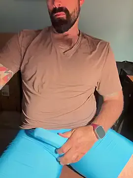  – webcam model profile photo Image 7