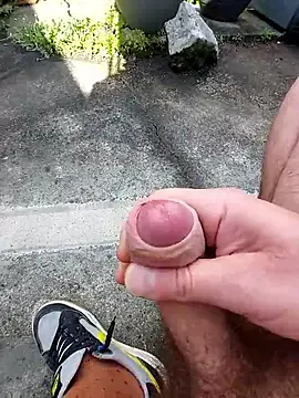 hana-08787- – webcam model profile photo Image 3