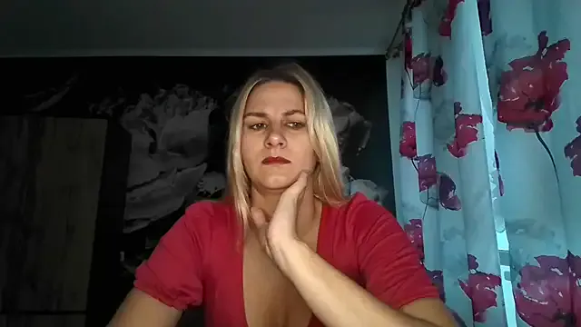 Yui-Ch – webcam model profile photo Image 19