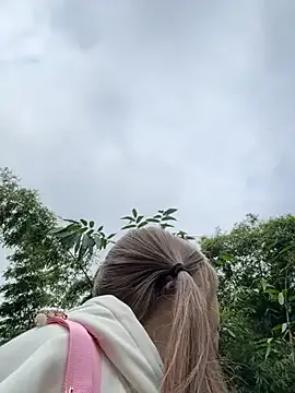 NATINATU252525 – webcam model profile photo Image 6