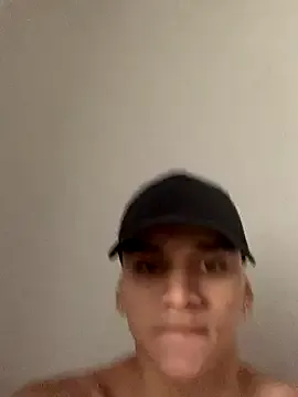 Yui-Ch – webcam model profile photo Image 10