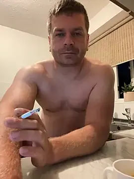 Yui-Ch – webcam model profile photo Image 12