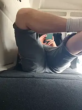 Yui-Ch – webcam model profile photo Image 3