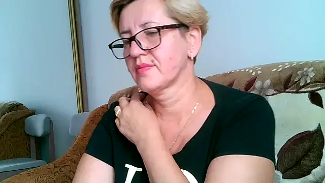 AmmelieBaste – webcam model profile photo Image 5