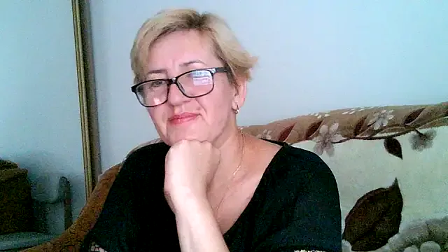 AmmelieBaste – webcam model profile photo Image 7