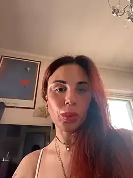 roouse – webcam model profile photo Image 19