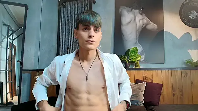  – webcam model profile photo Image 2